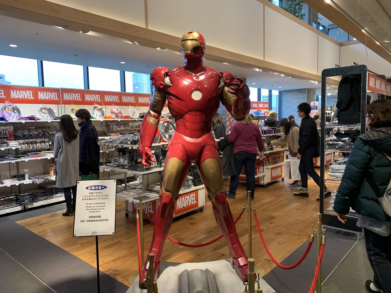 スターウォーズ&アイアンマン店舗ディスプレイ品-