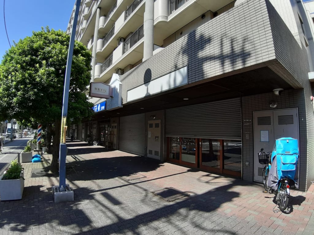 柳島カフェ閉店外観