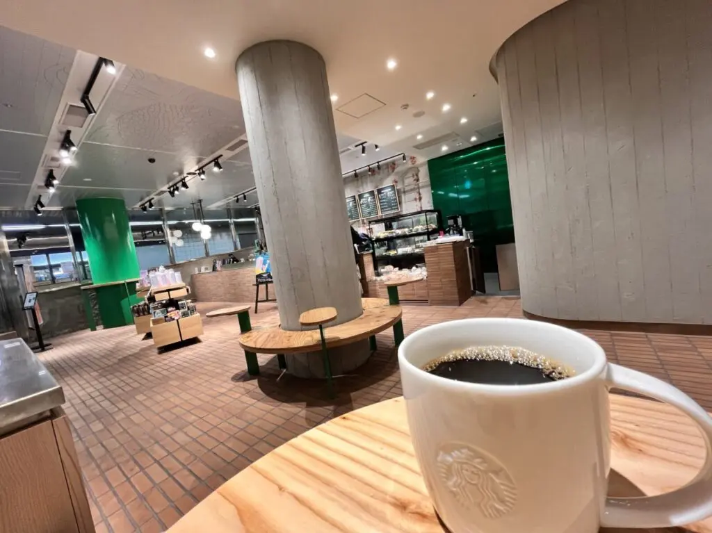 スターバックスメトロピア店内１