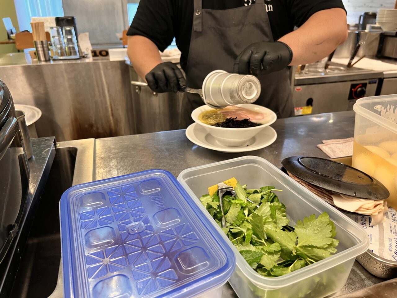 むかん調理風景