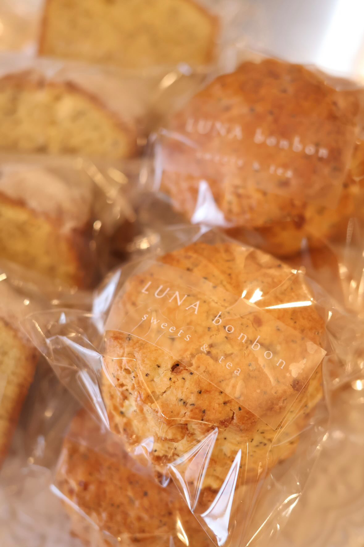 LUNA bonbonoyasumida1