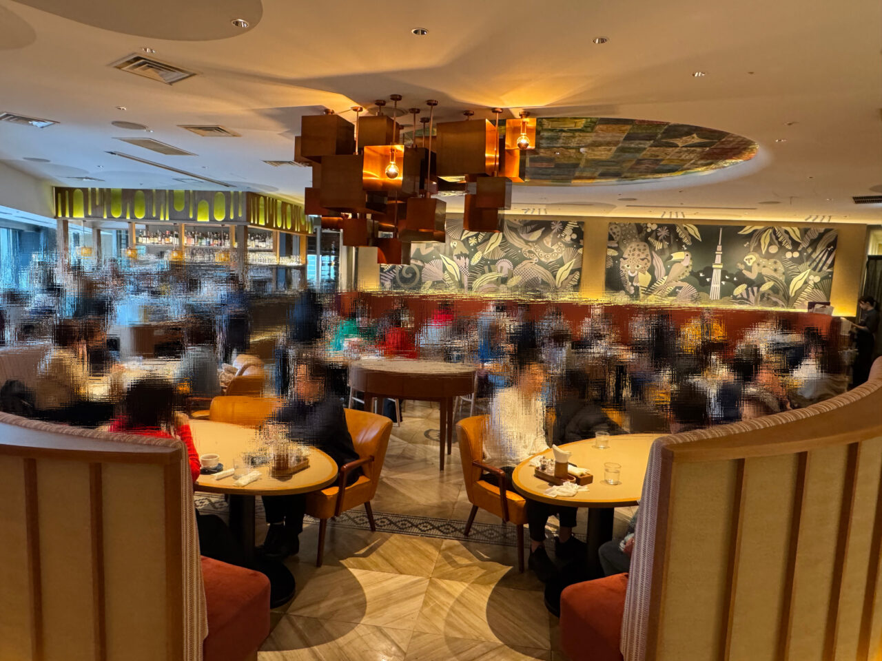 RIGOLETTO ROTISSERIE AND WINE店内