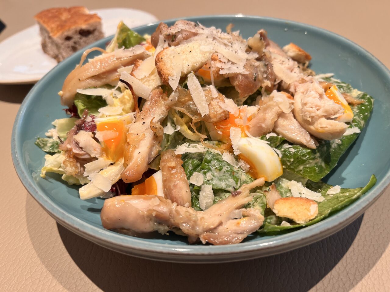 ロテサリーチキンのシーザーサラダ